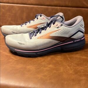 Brooks Women's Ghost 15 Running Shoes 9.5 Wide